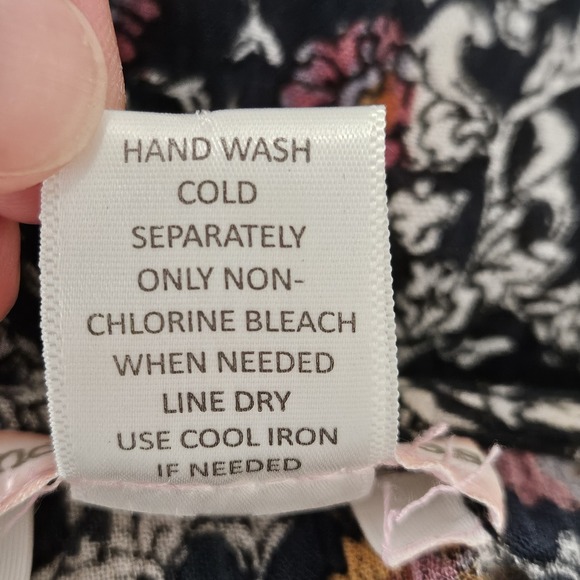 Band of Gypsies Floral Lightweight Blousy Oversized Blouse Womens Size Large - Picture 8 of 8